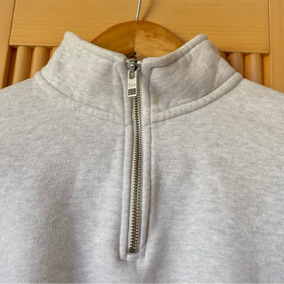 Aritzia Tna Cozy Fleece Perfect Quater Zip Sweatshirt heather grey - Picture 4 of 10